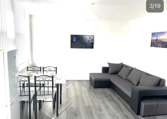 Amhc City Bradford City Centre One & Two Bedroom Apartments, 24 Hours Express Self Check In, Long Contractors Welcome, Paid Parking Available Nearby 公寓 *