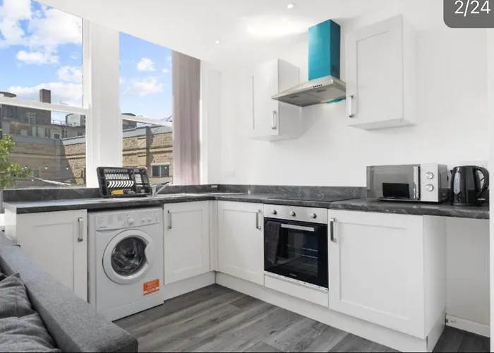 Amhc City Bradford City Centre One & Two Bedroom Apartments, 24 Hours Express Self Check In, Long Contractors Welcome, Paid Parking Available Nearby * 布雷得佛