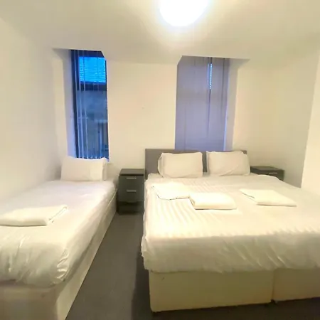 Amhc City Bradford City Centre One & Two Bedroom Apartments, 24 Hours Express Self Check In, Long Contractors Welcome, Paid Parking Available Nearby * Bradford (West Yorkshire)